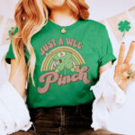 Just a Wee Pinch St Patricks Day T-shirt - Image 2